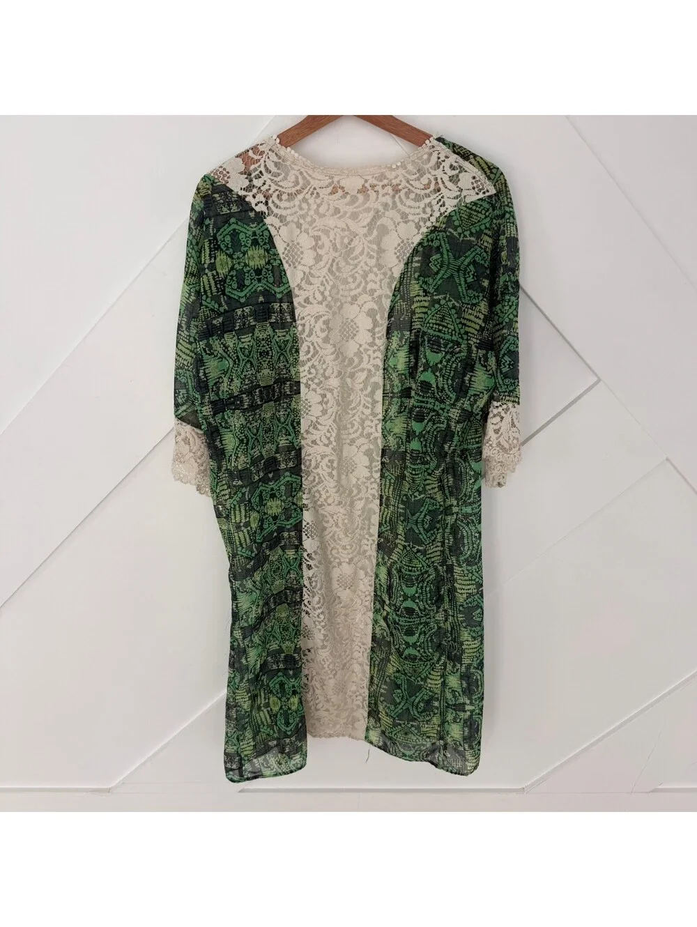 Maaji Green and Beige Lace Sheer Beach Vacation Kimono XS
